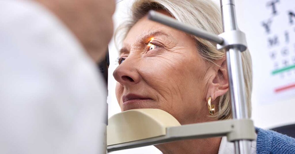 A Catarata Pode Voltar Depois da Cirurgia? Entenda em Detalhes com a Dra. Medéia