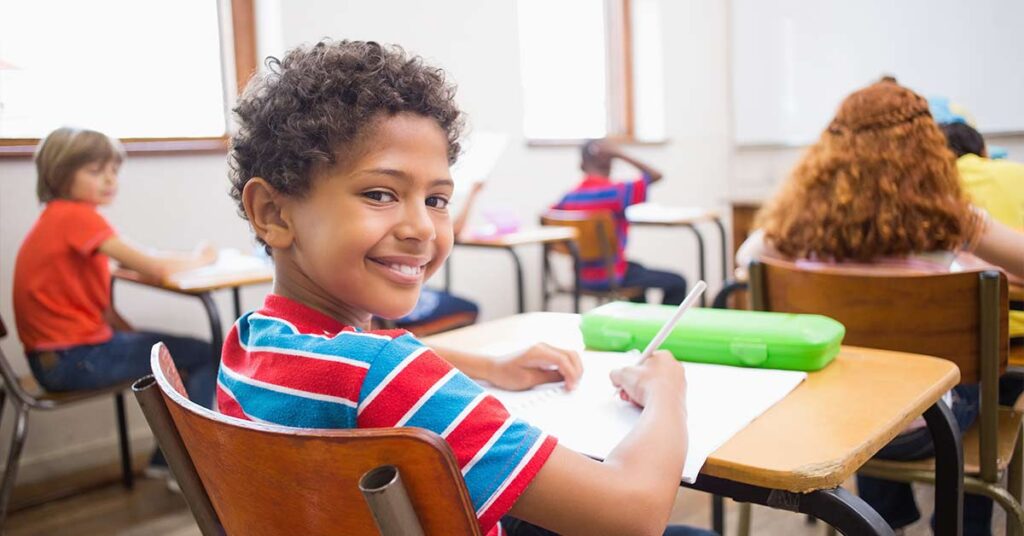 Como Professores Podem Identificar Alunos que Necessitam de Exame de Processamento Visual