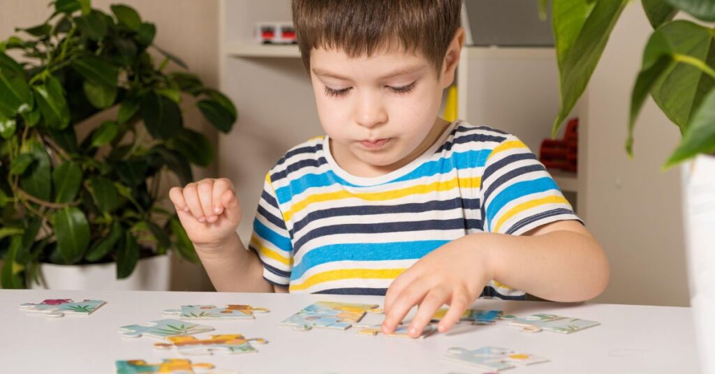 Atividades e brincadeiras para estimular o processamento visual em casa